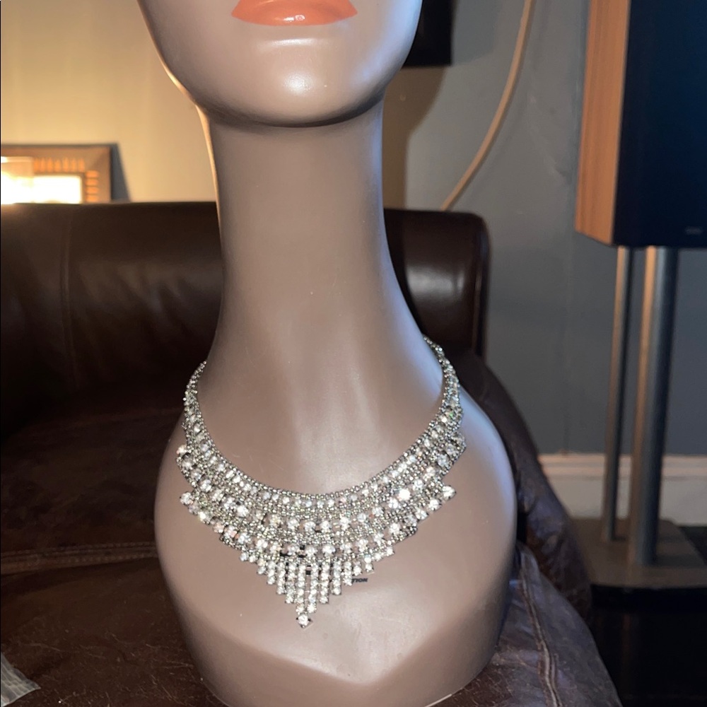 Elegant Silver Statement Necklace
